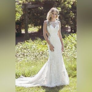 Lillian West Size 10 Sand/Nude/Ivory Boho Lace Wedding Dress